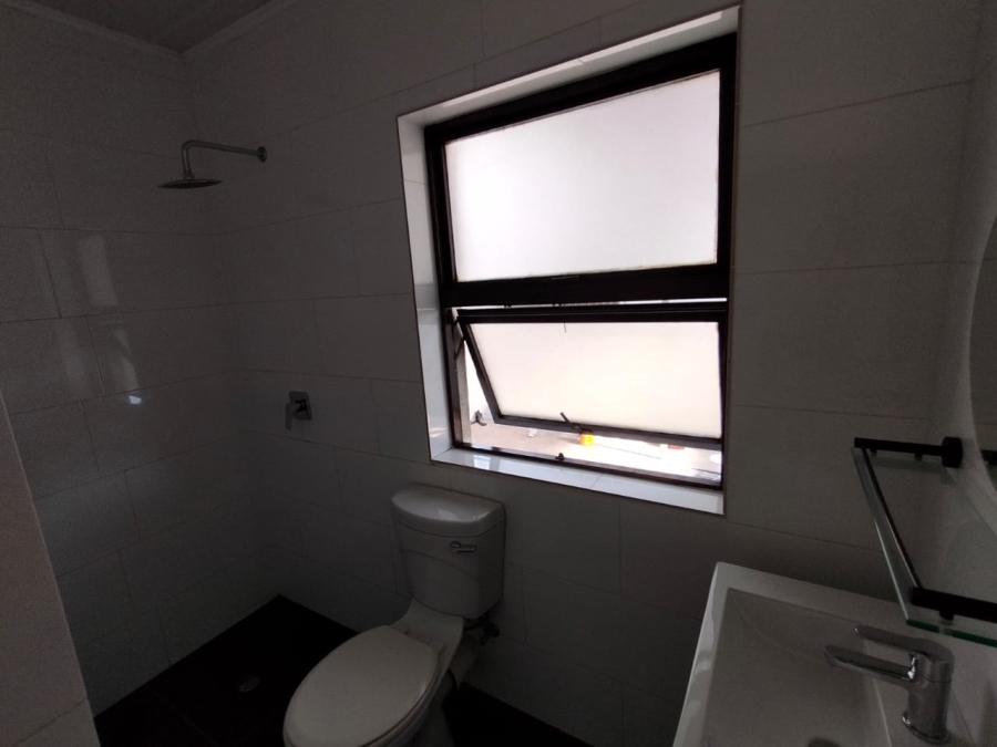 3 Bedroom Property for Sale in Loucharmante Western Cape